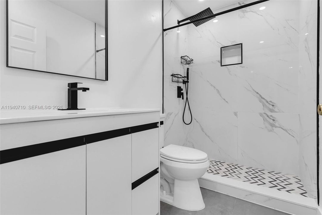 En Venta: $595,000 (3 camas, 2 baños, 1467 Pies cuadrados)