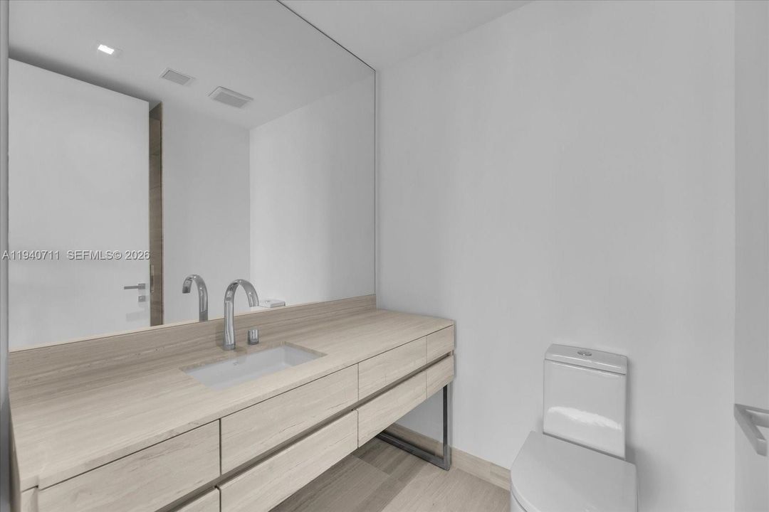 En Venta: $4,150,000 (4 camas, 4 baños, 2682 Pies cuadrados)