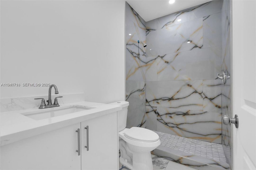 En Renta: $3,500 (4 camas, 2 baños, 1644 Pies cuadrados)