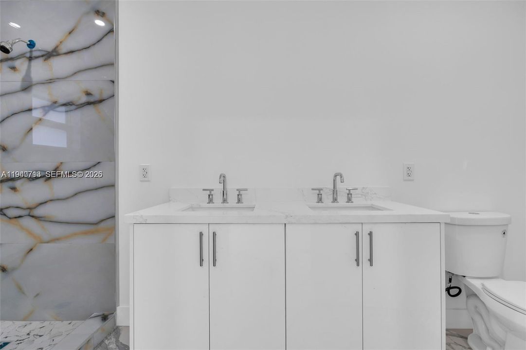 En Renta: $3,500 (4 camas, 2 baños, 1644 Pies cuadrados)