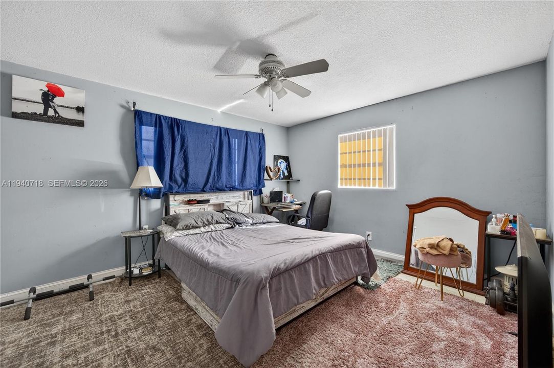 На продажу: $380,000 (3 спален, 1 ванн, 1092 Квадратных фут)