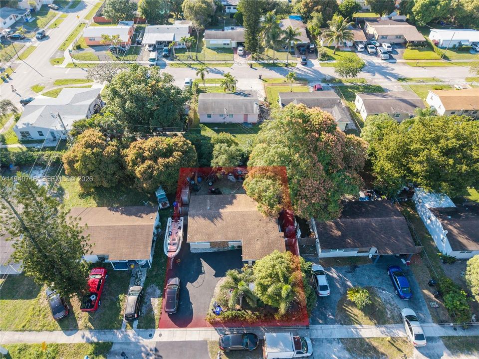 На продажу: $380,000 (3 спален, 1 ванн, 1092 Квадратных фут)