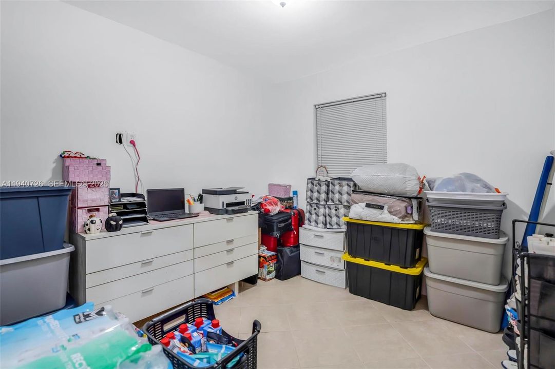 На продажу: $435,000 (3 спален, 2 ванн, 1120 Квадратных фут)