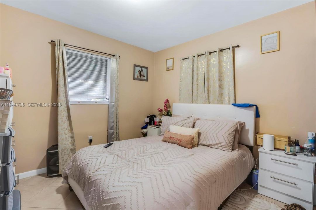 На продажу: $435,000 (3 спален, 2 ванн, 1120 Квадратных фут)