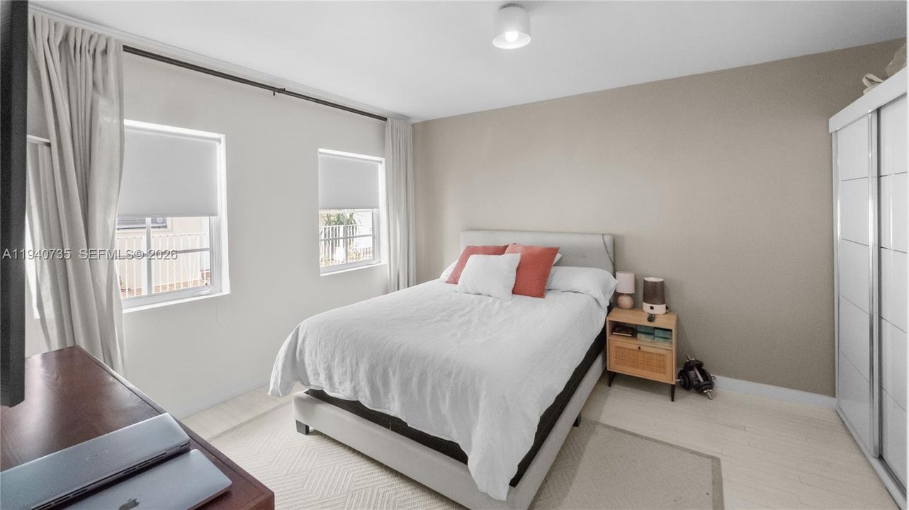 На продажу: $398,000 (1 спален, 1 ванн, 672 Квадратных фут)