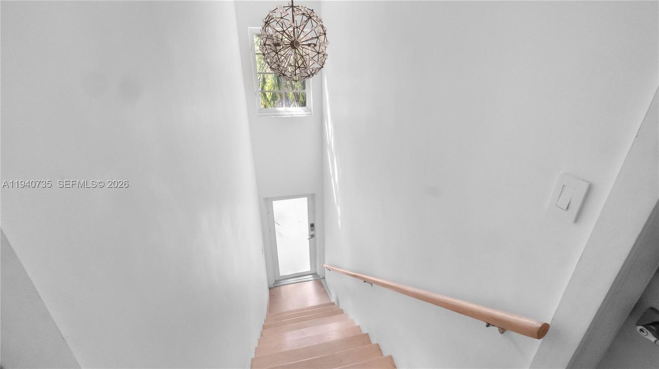 На продажу: $398,000 (1 спален, 1 ванн, 672 Квадратных фут)