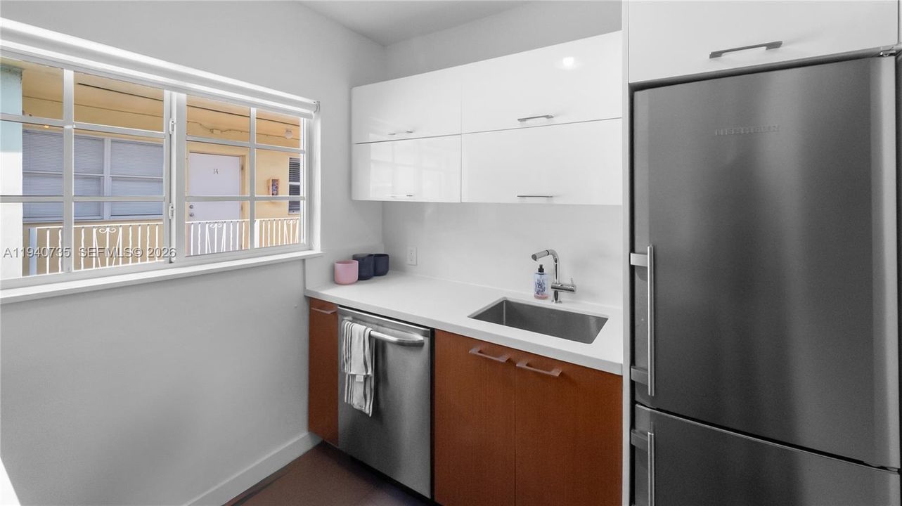 На продажу: $398,000 (1 спален, 1 ванн, 672 Квадратных фут)