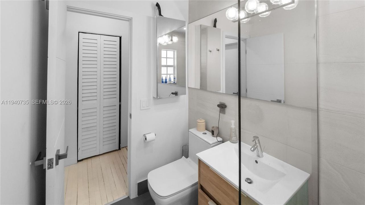 На продажу: $398,000 (1 спален, 1 ванн, 672 Квадратных фут)