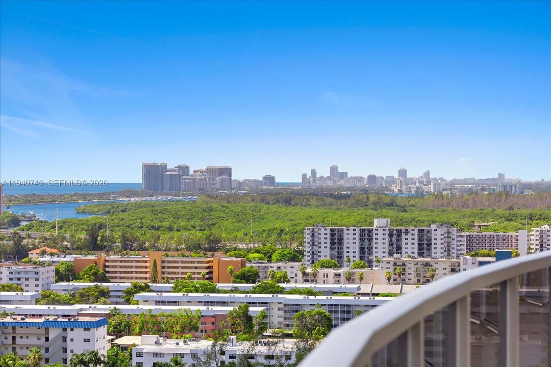 En Venta: $2,650,000 (3 camas, 3 baños, 2608 Pies cuadrados)