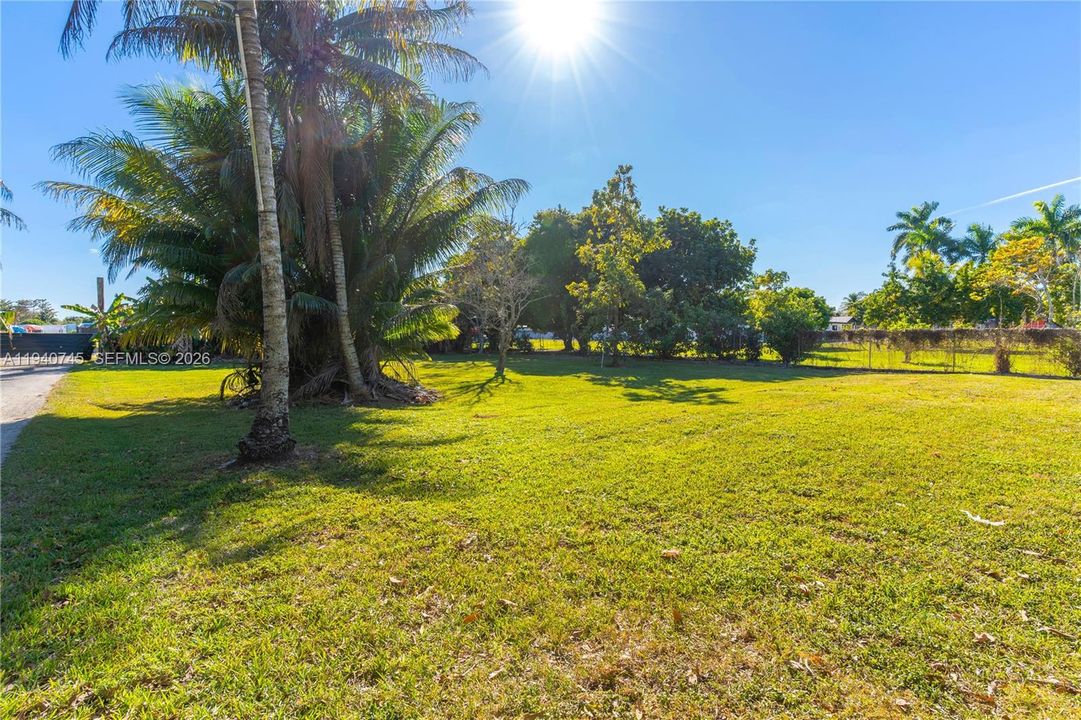 На продажу: $949,900 (2 спален, 1 ванн, 621 Квадратных фут)