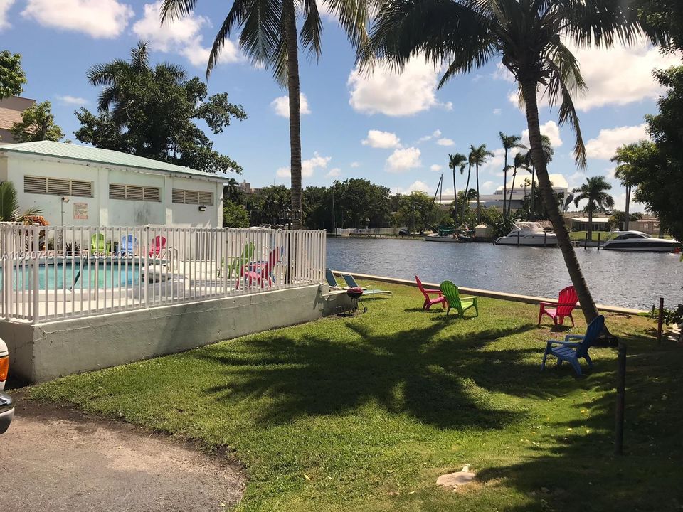 В аренду: $1,800 (1 спален, 1 ванн, 640 Квадратных фут)