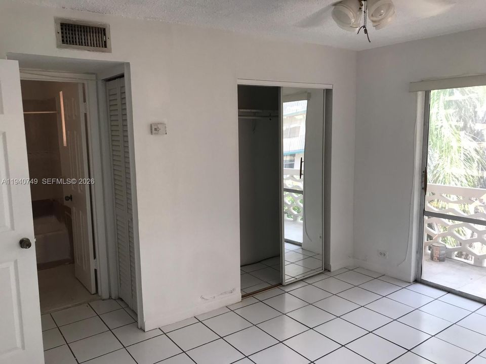 В аренду: $1,800 (1 спален, 1 ванн, 640 Квадратных фут)