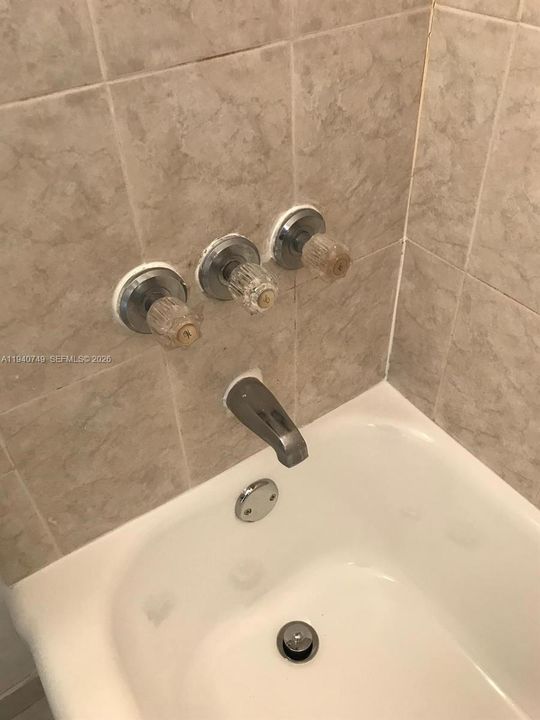 В аренду: $1,800 (1 спален, 1 ванн, 640 Квадратных фут)