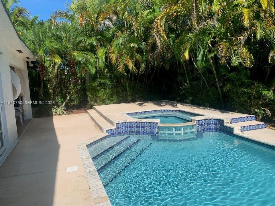 For Rent: $4,950 (4 beds, 3 baths, 1779 Square Feet)