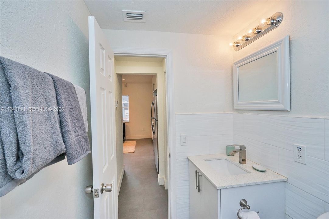 出租: $1,650 (1 贝兹, 1 浴室, 540 平方英尺)