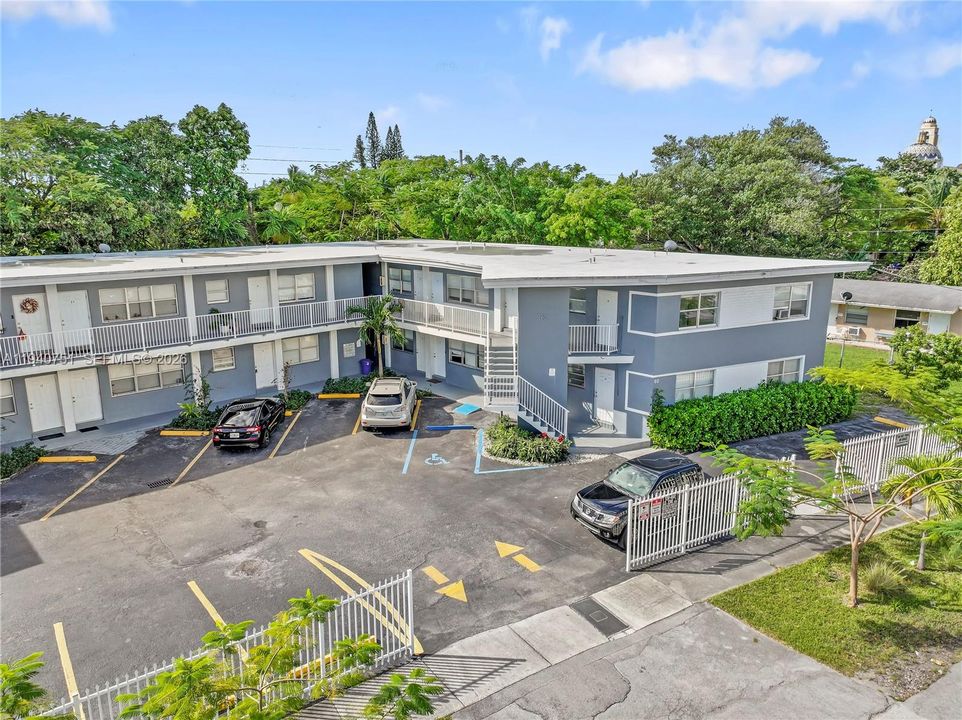 出租: $1,650 (1 贝兹, 1 浴室, 540 平方英尺)