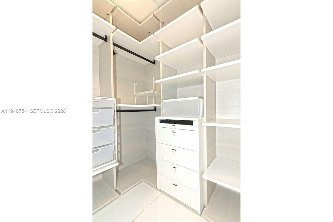 待售: $1,275,000 (2 贝兹, 3 浴室, 1541 平方英尺)