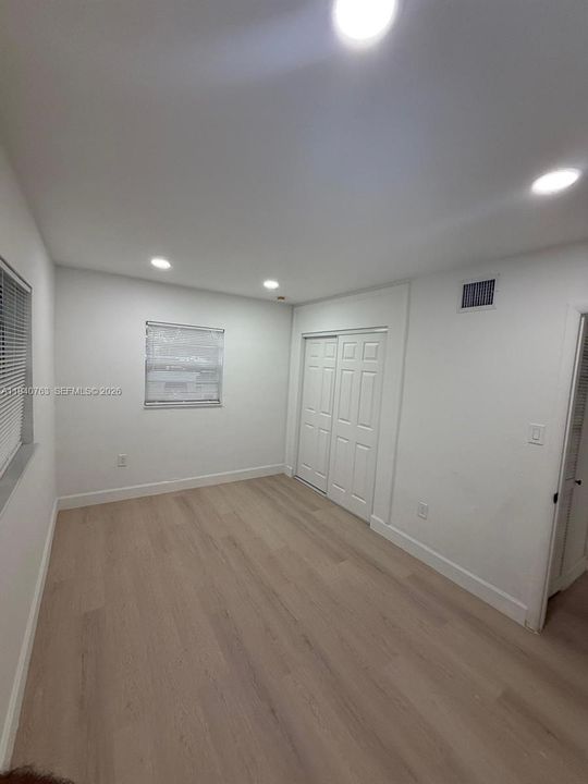 待售: $459,000 (3 贝兹, 1 浴室, 1044 平方英尺)