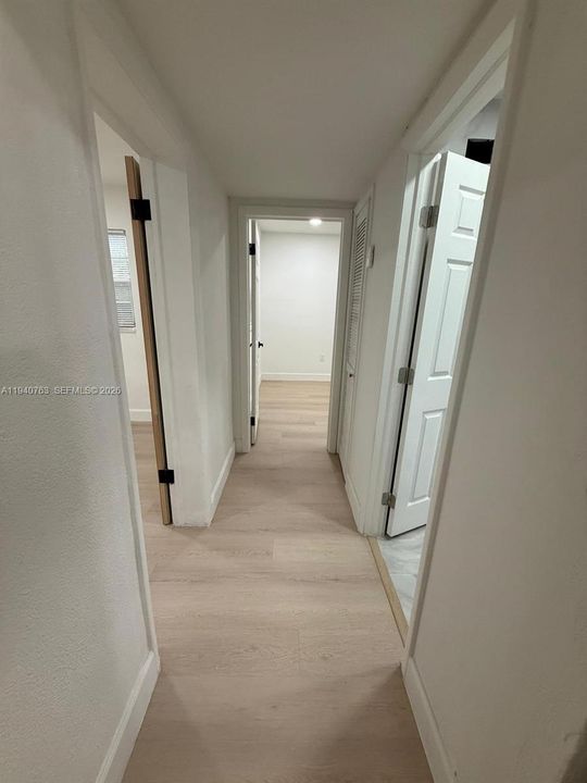 待售: $459,000 (3 贝兹, 1 浴室, 1044 平方英尺)