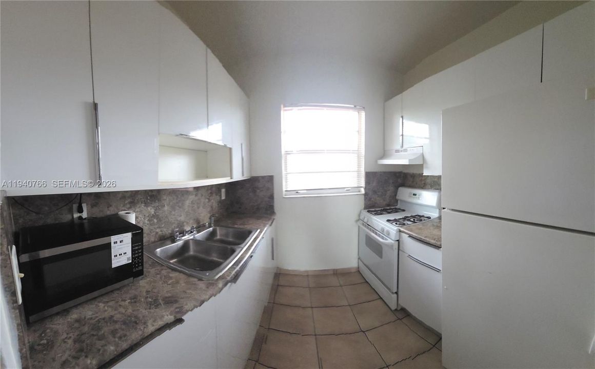 Недавно арендовано: $1,950 (2 спален, 1 ванн, 798 Квадратных фут)