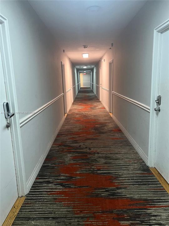 В аренду: $1,600 (0 спален, 0 ванн, 330 Квадратных фут)