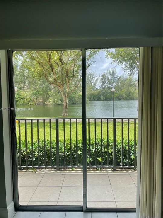 En Renta: $2,150 (2 camas, 2 baños, 793 Pies cuadrados)