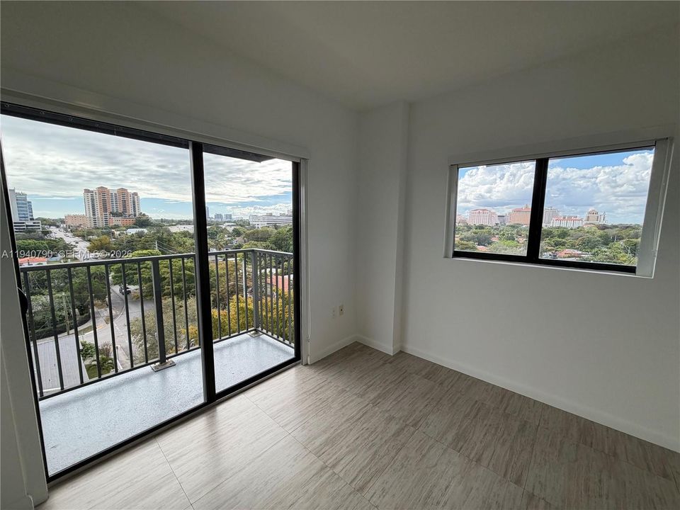 В аренду: $2,600 (1 спален, 1 ванн, 800 Квадратных фут)