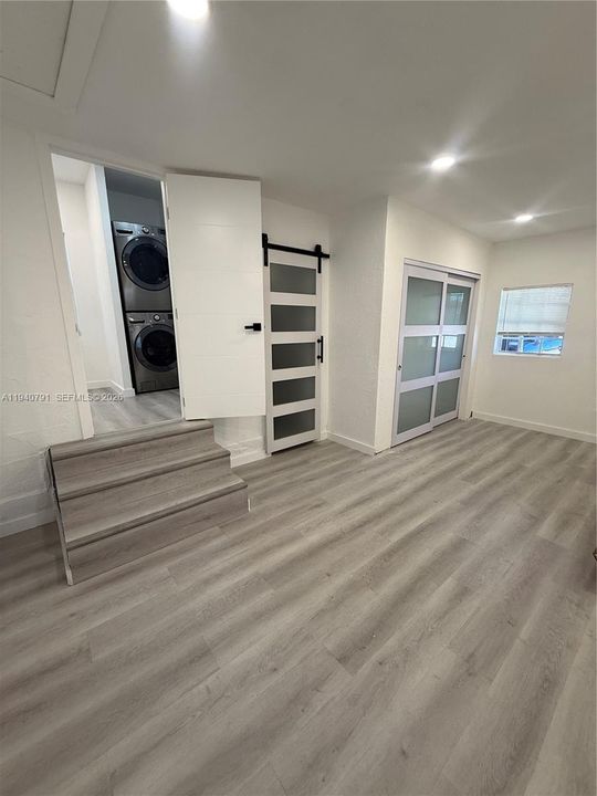 На продажу: $440,000 (3 спален, 1 ванн, 936 Квадратных фут)