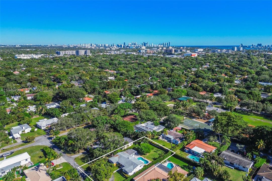 待售: $1,050,000 (3 贝兹, 2 浴室, 2388 平方英尺)