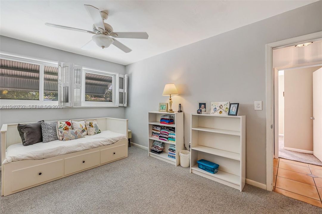 待售: $1,050,000 (3 贝兹, 2 浴室, 2388 平方英尺)