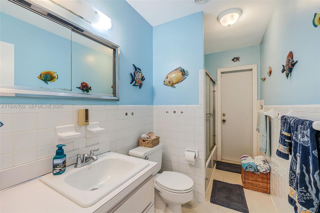 待售: $1,050,000 (3 贝兹, 2 浴室, 2388 平方英尺)