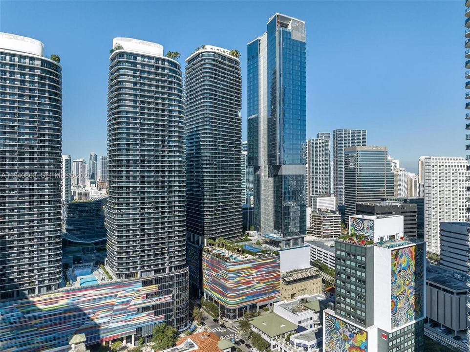 待售: $1,049,000 (2 贝兹, 2 浴室, 1152 平方英尺)