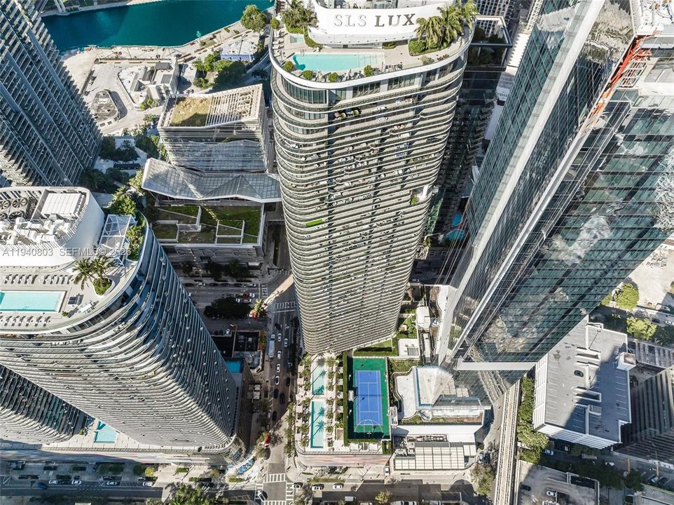 待售: $1,049,000 (2 贝兹, 2 浴室, 1152 平方英尺)