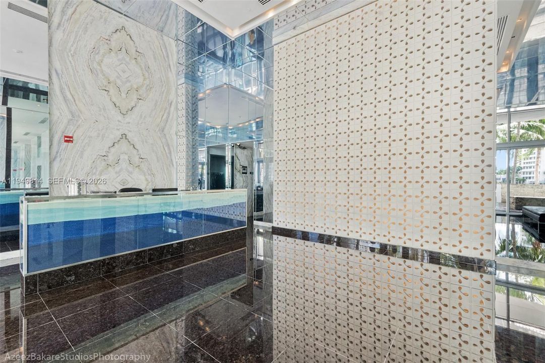 出租: $3,200 (0 贝兹, 1 浴室, 507 平方英尺)