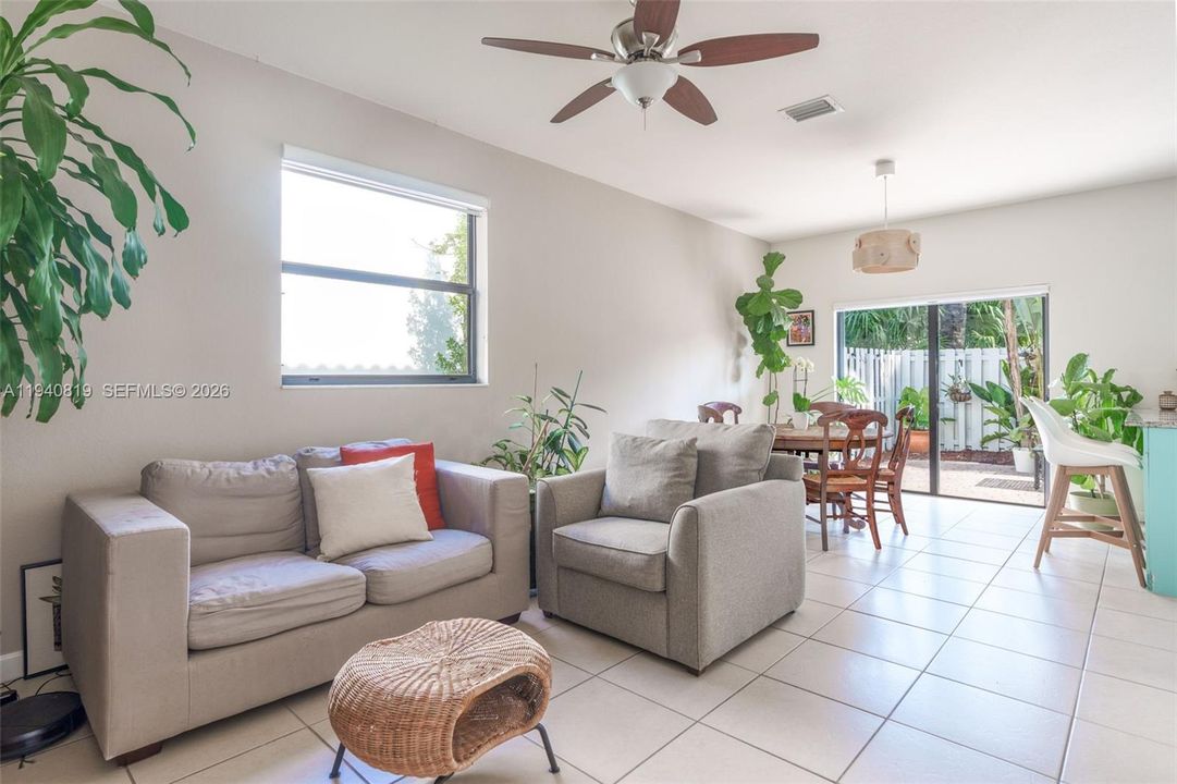 For Rent: $4,300 (4 beds, 2 baths, 1793 Square Feet)