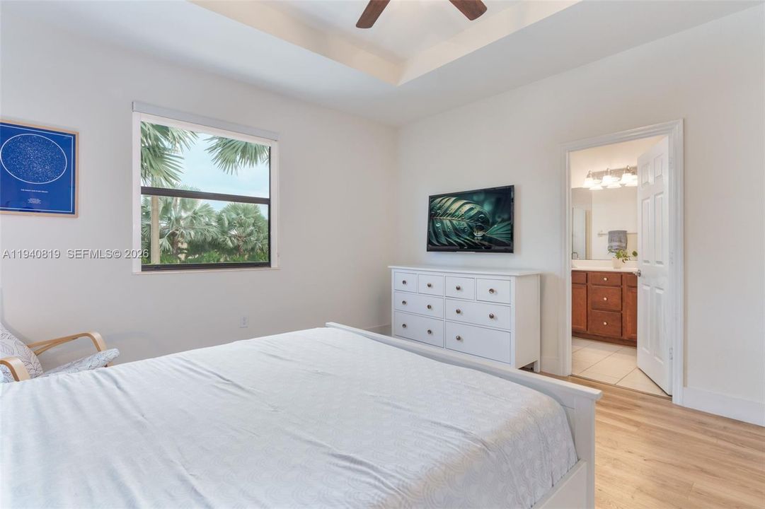 For Rent: $4,300 (4 beds, 2 baths, 1793 Square Feet)