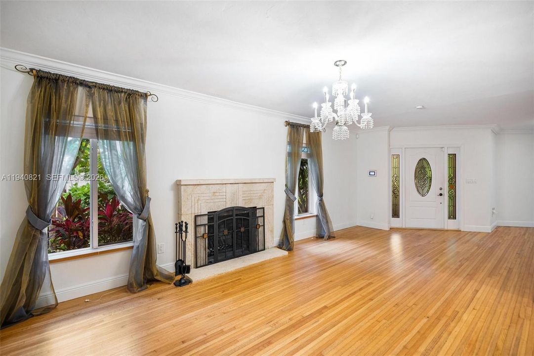 En Renta: $8,000 (3 camas, 2 baños, 1865 Pies cuadrados)