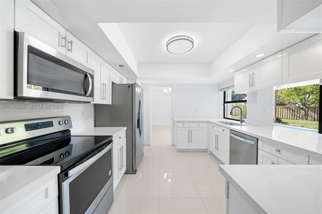 For Rent: $6,000 (4 beds, 3 baths, 2414 Square Feet)