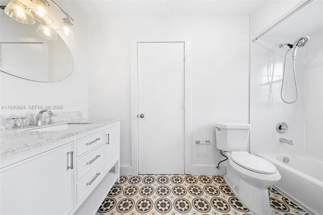 For Rent: $6,000 (4 beds, 3 baths, 2414 Square Feet)