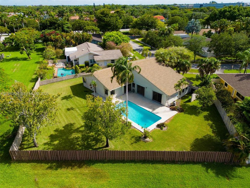 For Rent: $6,000 (4 beds, 3 baths, 2414 Square Feet)