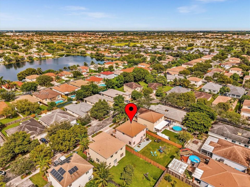 For Sale: $557,900 (4 beds, 2 baths, 2058 Square Feet)