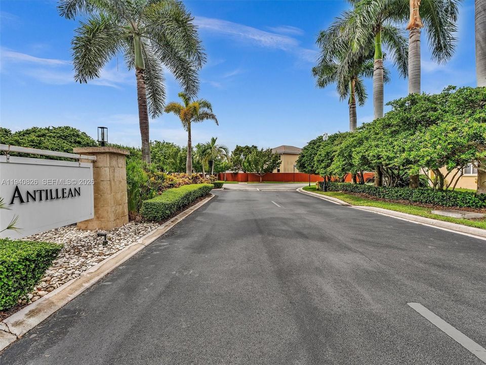 For Sale: $557,900 (4 beds, 2 baths, 2058 Square Feet)