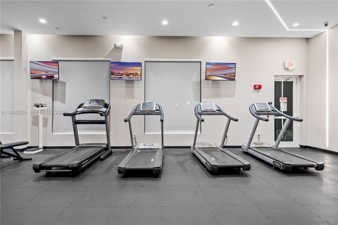 For Sale: $557,900 (4 beds, 2 baths, 2058 Square Feet)