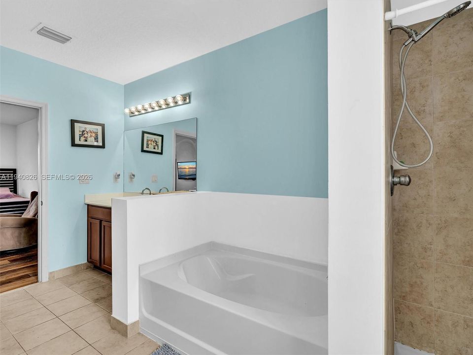 For Sale: $557,900 (4 beds, 2 baths, 2058 Square Feet)