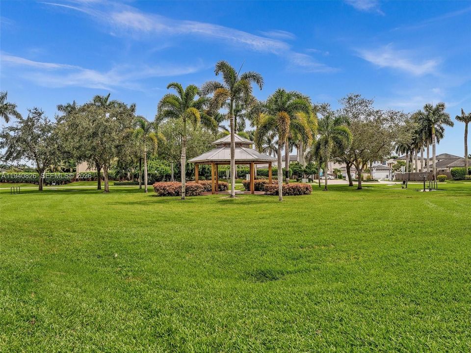 For Sale: $557,900 (4 beds, 2 baths, 2058 Square Feet)