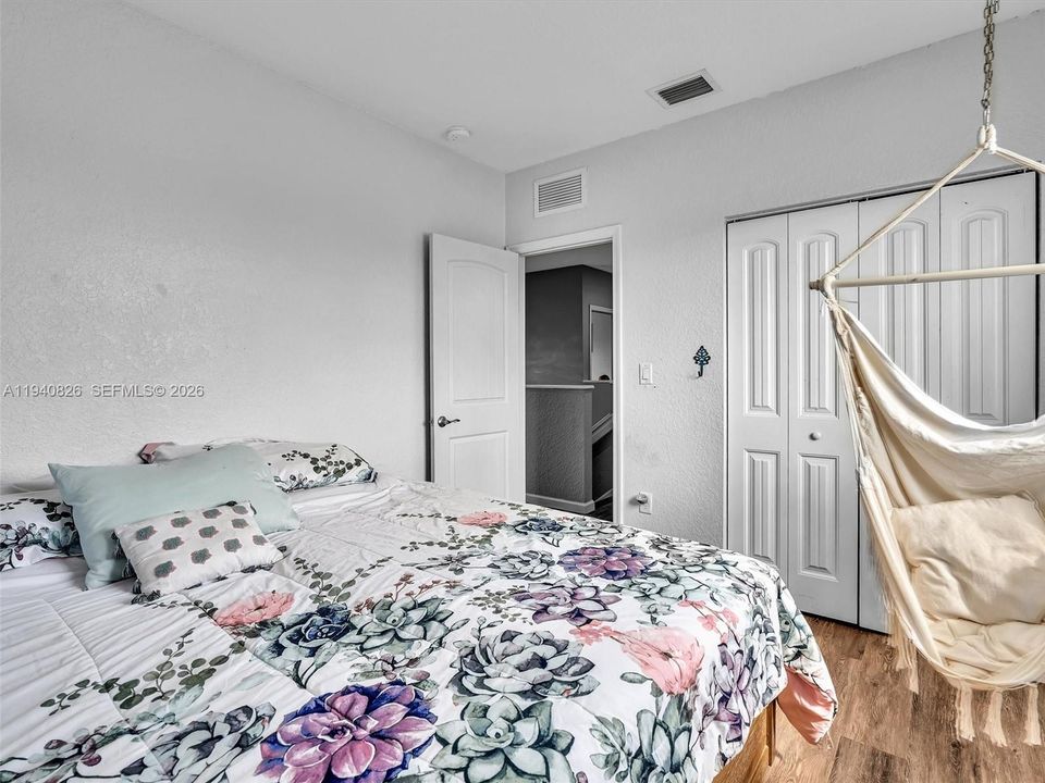 For Sale: $557,900 (4 beds, 2 baths, 2058 Square Feet)