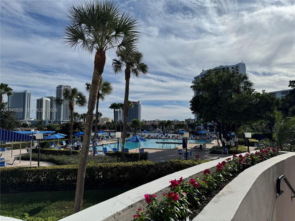 En Venta: $299,000 (1 camas, 1 baños, 950 Pies cuadrados)