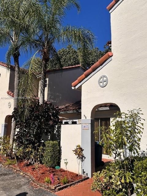 出租: $3,300 (2 贝兹, 2 浴室, 1410 平方英尺)