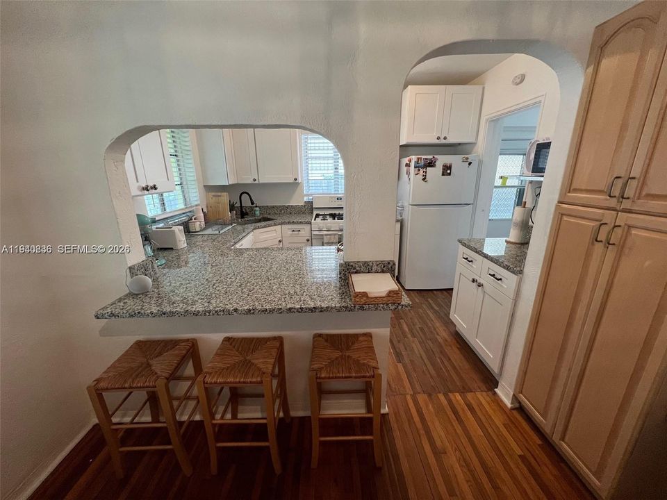 En Renta: $3,000 (2 camas, 2 baños, 2367 Pies cuadrados)