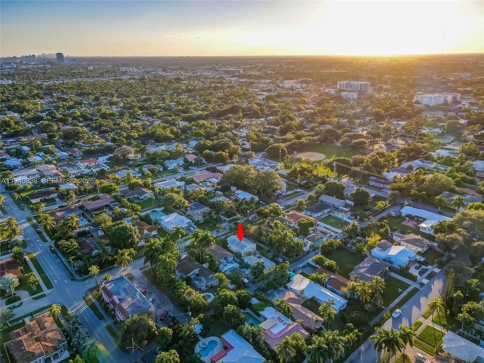 En Renta: $3,000 (2 camas, 2 baños, 2367 Pies cuadrados)